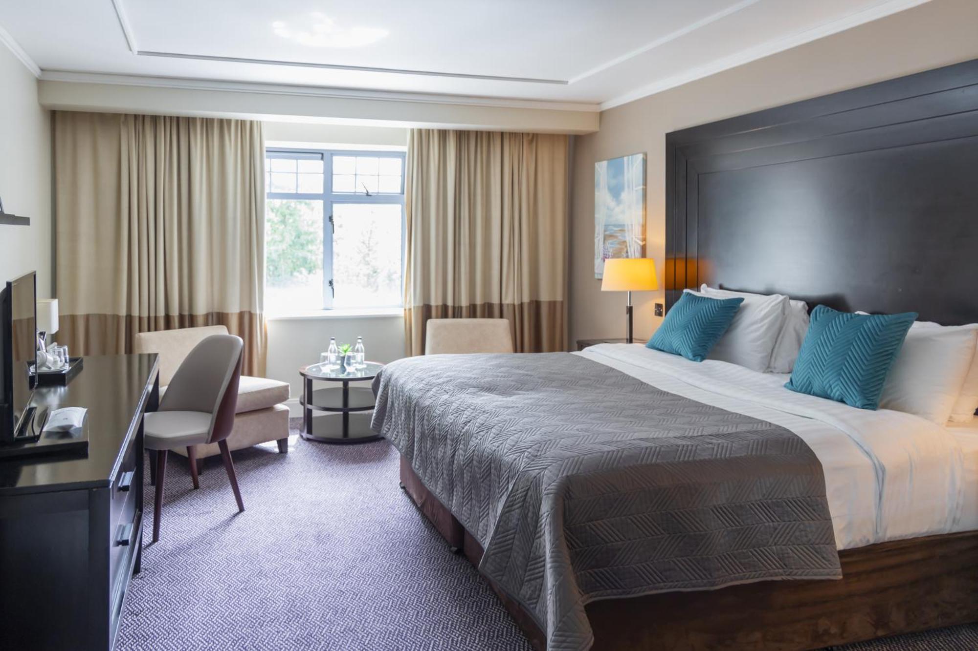 Shamrock Hotel 3*